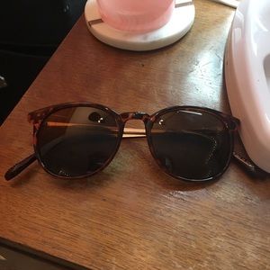 Urban Outfitters Rounded Turtle Sunglasses